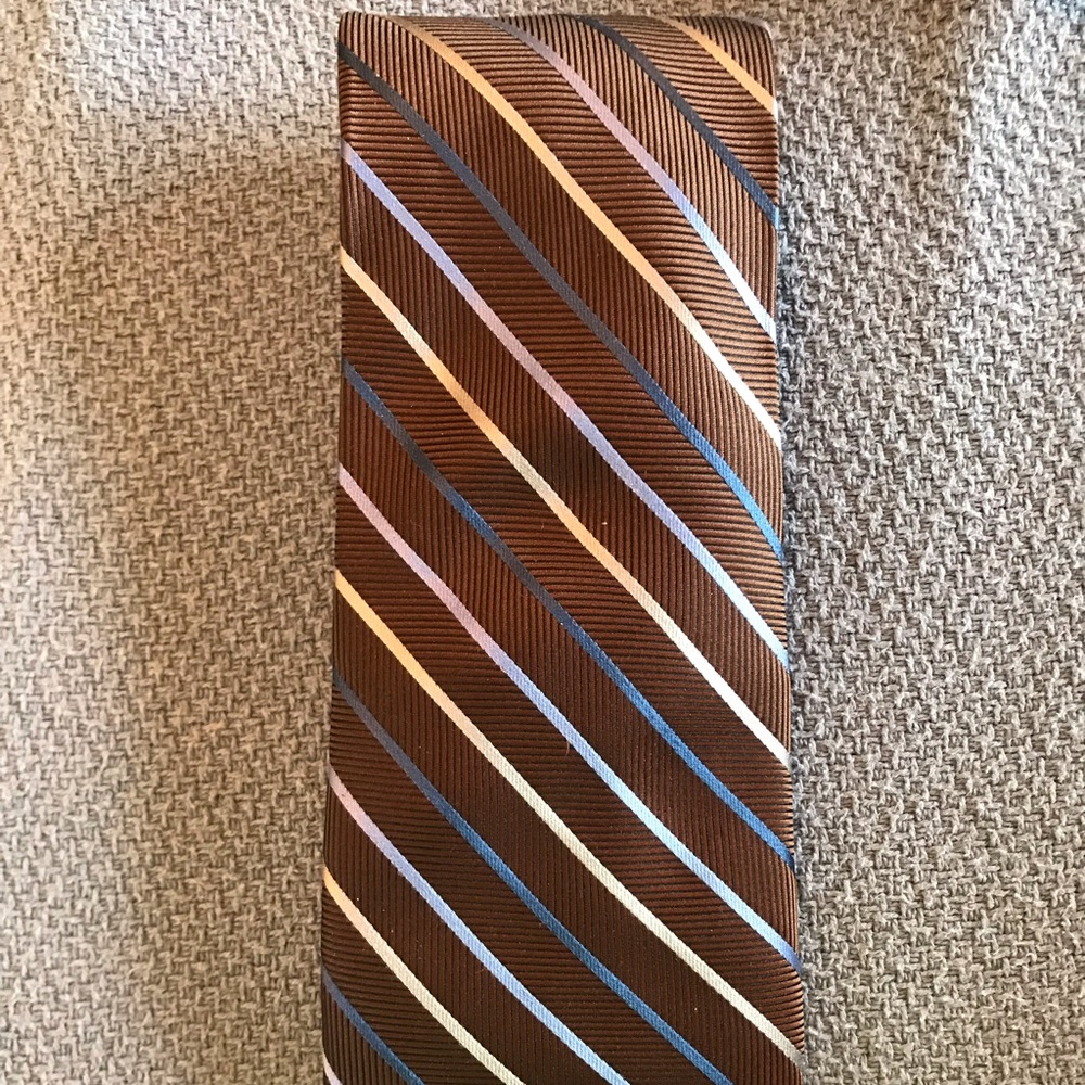 Mans Tie